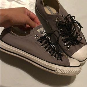 Converse Grey Eyelet Rounded Laces Sneakers
